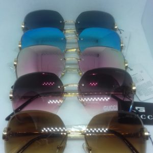 Gafas Gucci biselada pinta de diamante